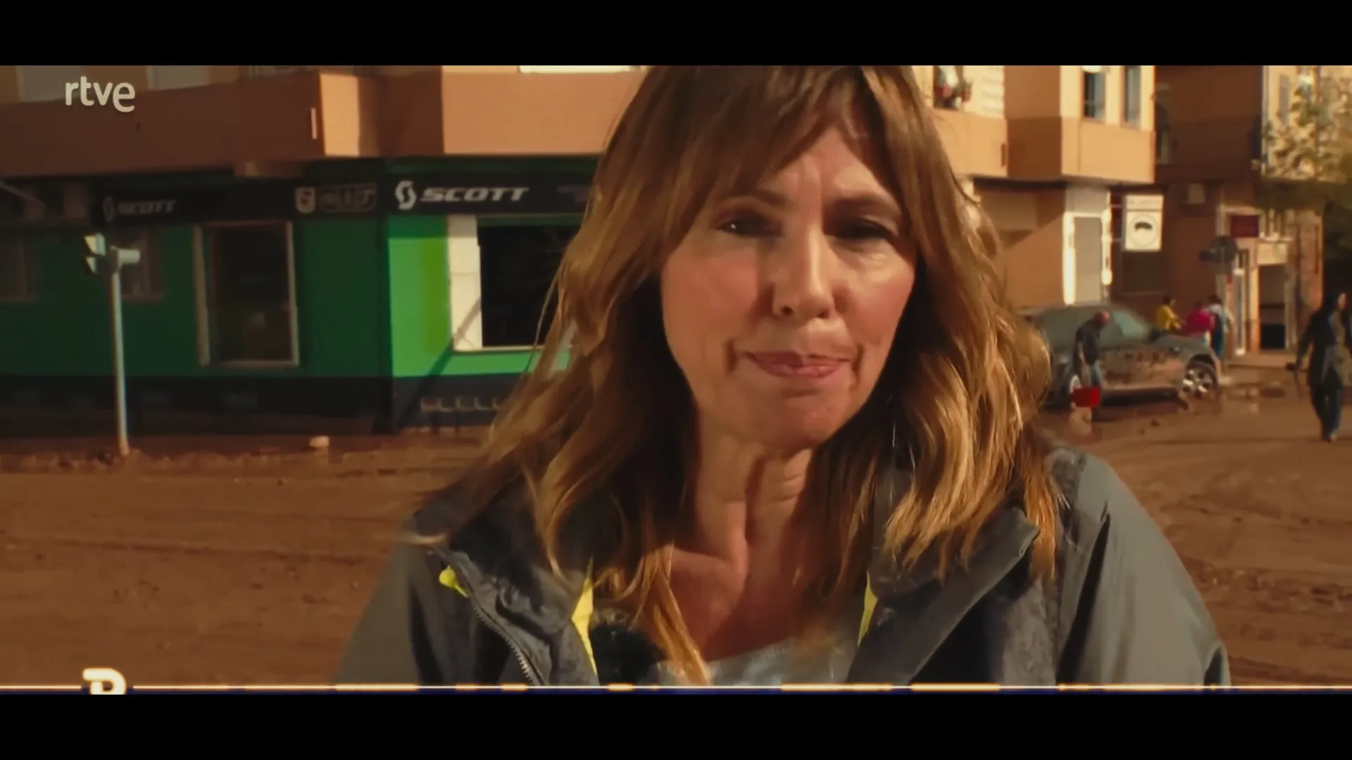 Fotograma del documental sobre la escuela de baile Baila con Carmen.
